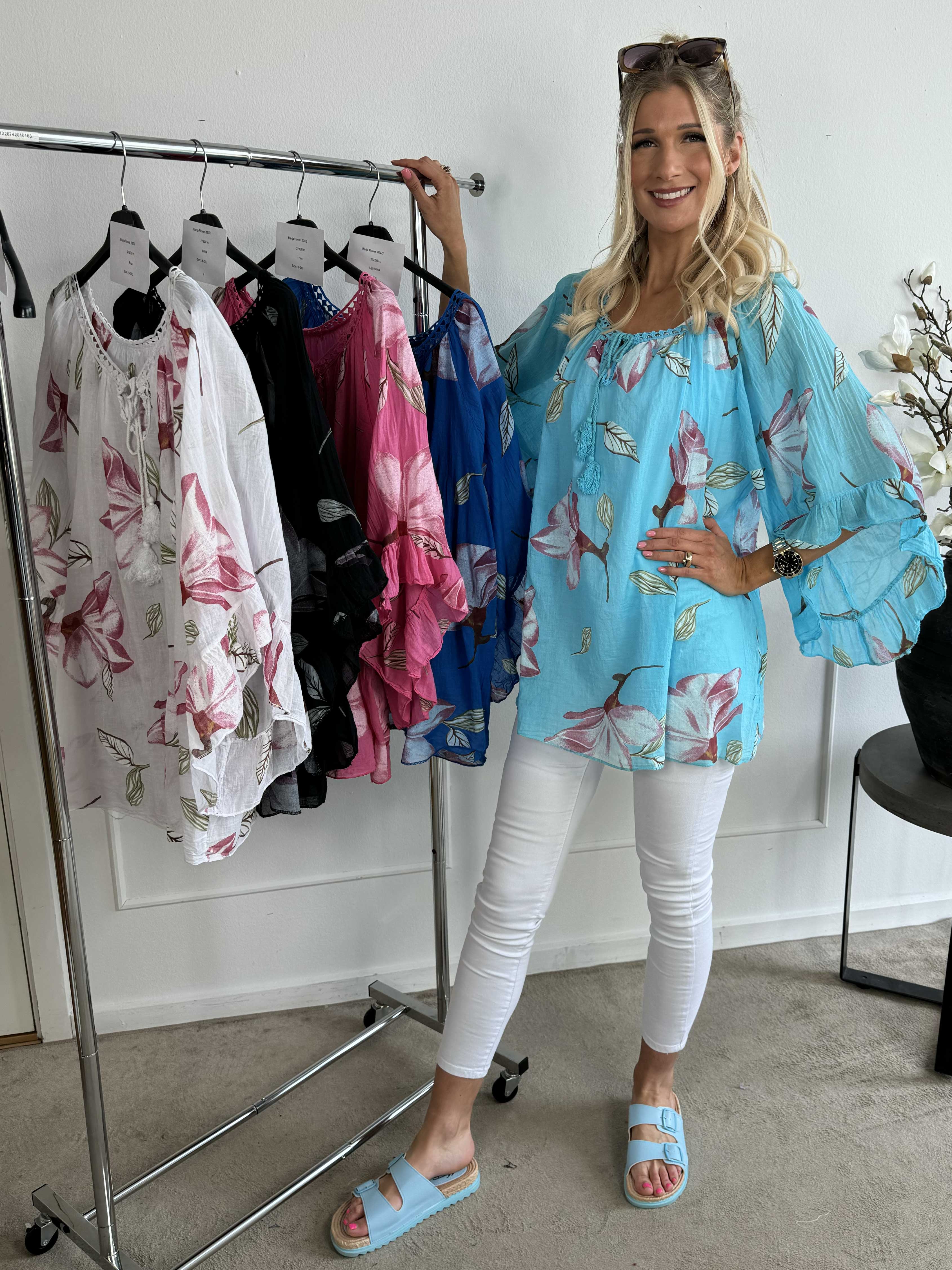 Marija flower - Sød blomstret tunika med smukke ærmer